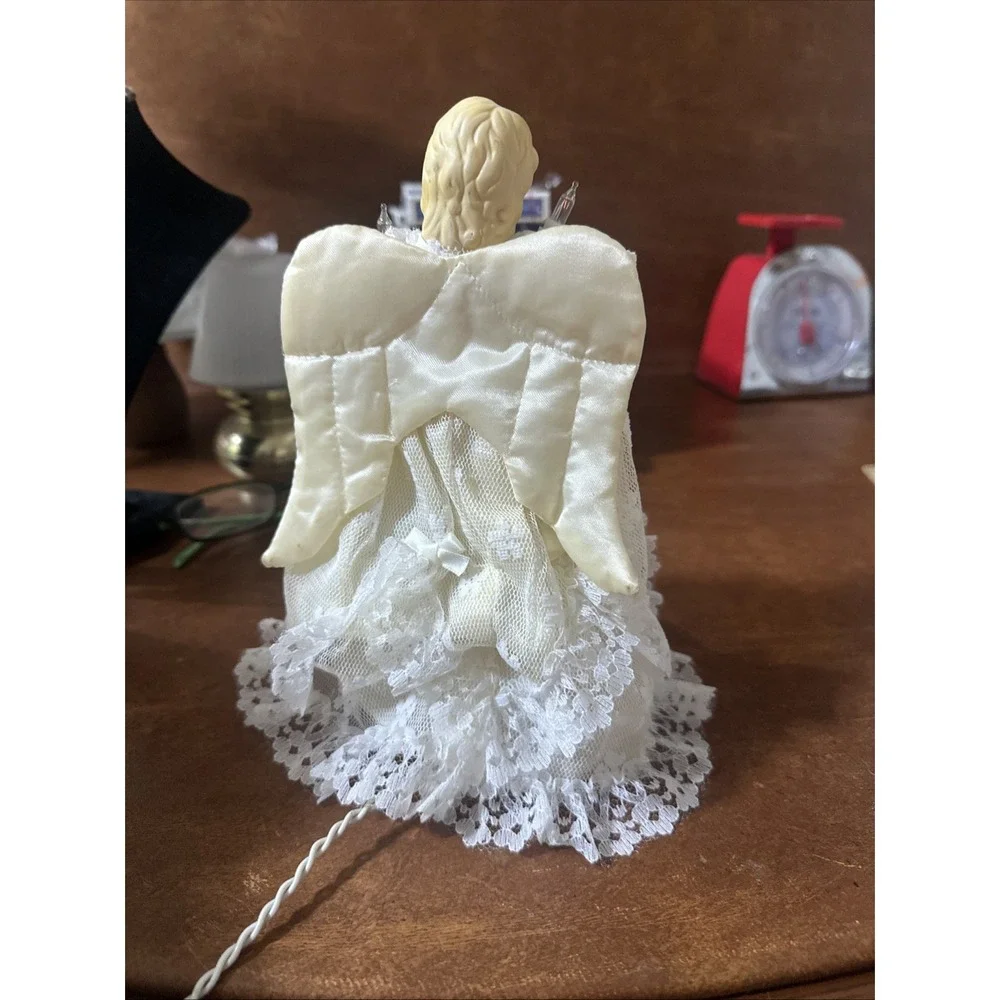 Angle Tree Topper Christmas VTG Twinkller Lights Ivory Lace Dress 8.5
